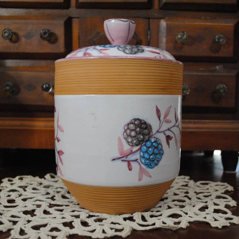 Vintage Fratelli Fanciullacci Italy Painted Blackberry Ceramic Lidded Jar 1960s